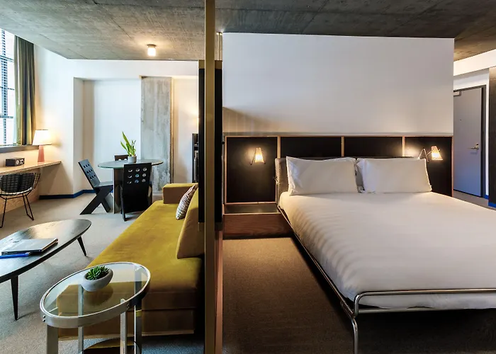 Hotel The Emily Chicago