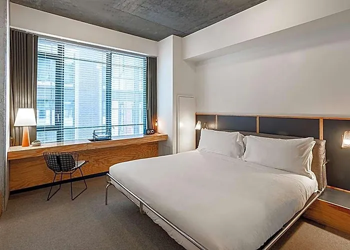 Hotel The Emily Chicago