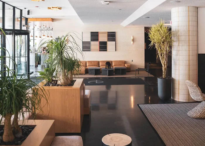 Hotel The Emily Chicago