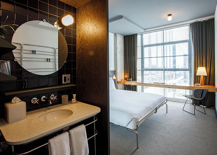 Hotel The Emily Chicago